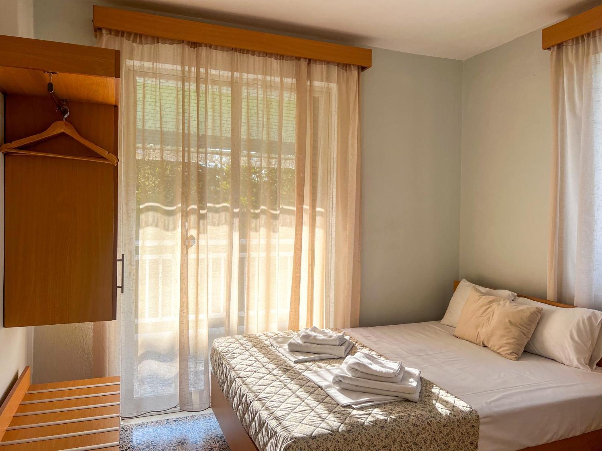 Prado Apartment Hotel Limín Litochórou Eksteriør bilde